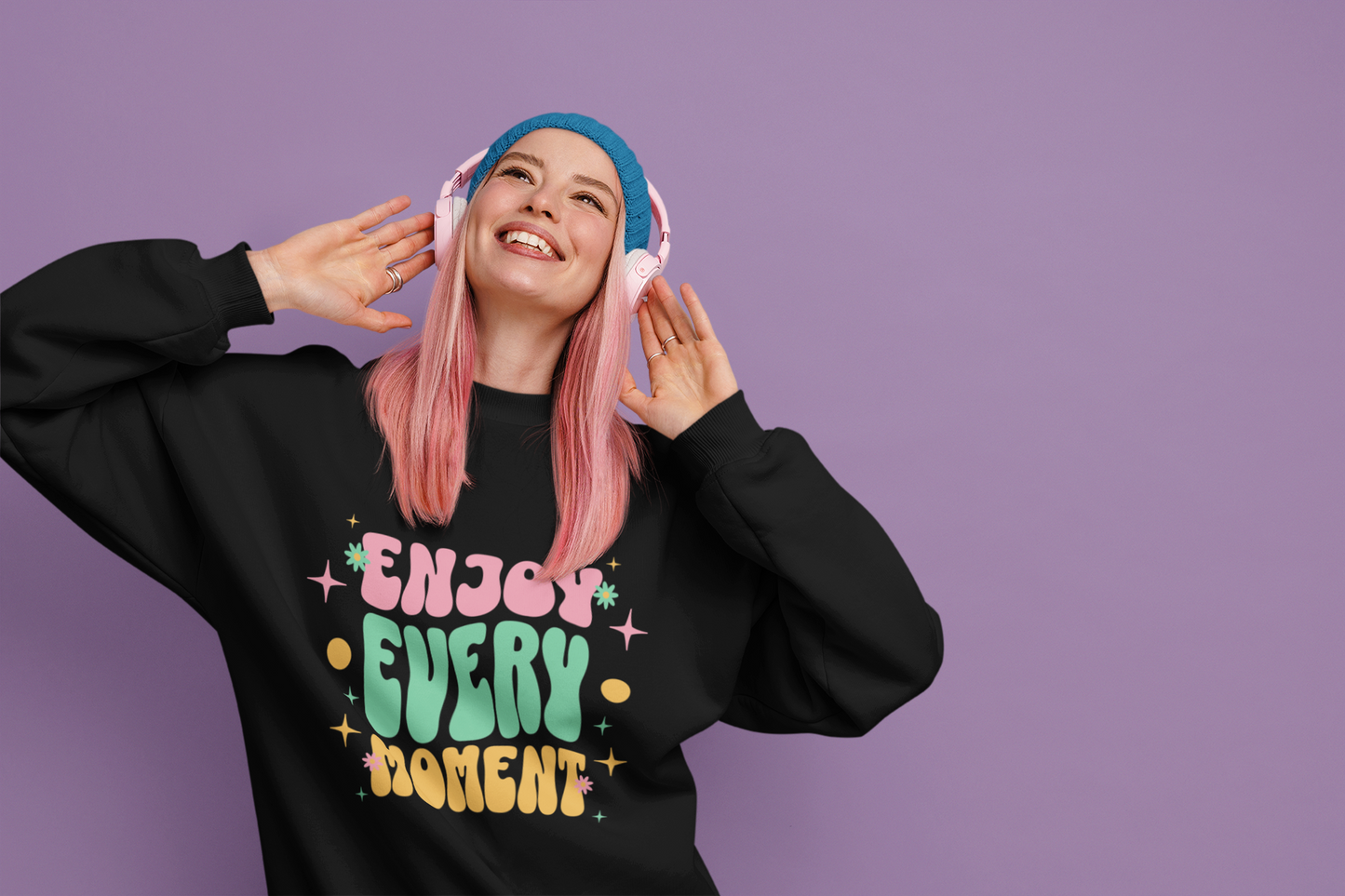 Unisex Heavy Blend™ Crewneck Sweatshirt - Awesome Mom - Enjoy Every Moment